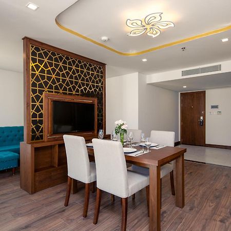 Cn Palace Boutique Hotel & Spa Дананг Екстериор снимка